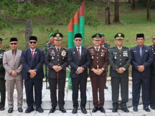 Bupati Tapsel Pimpin Upacara Harkitnas ke-117, Serukan Semangat Kebangkitan untuk Indonesia Kuat