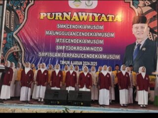 296 Siswa SMK Cendikia Muslim Nanggung Dilepas dengan Haru, Siap Mengukir Prestasi di Jenjang Berikutnya