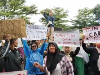 Warga Cigudeg Terdampak Tambang Gelar Aksi, Tuntut Realisasi Kompensasi dan Lapangan Kerja