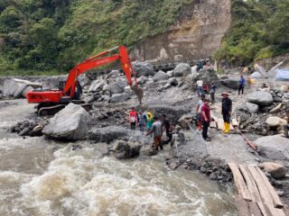 Kolaborasi Relawan dan Warga, Pembangunan Jembatan di Bener Meriah Capai 30% Hanya dalam 3 Hari