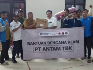 Peduli Banjir Bandang Cigudeg, ANTAM UBPE Pongkor Salurkan Bantuan CSR untuk Enam Desa